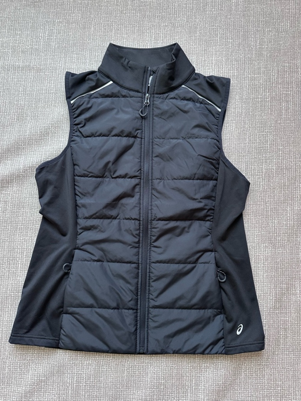 ASICS Women’s Black Quilted Running Vest Full Zip Reflective Athletic Sz Large